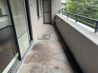 【バルコニー】
