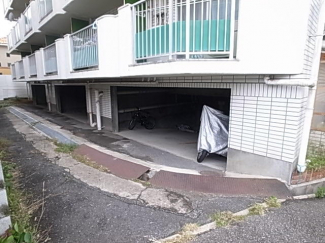 駐輪・月極駐車場スペース