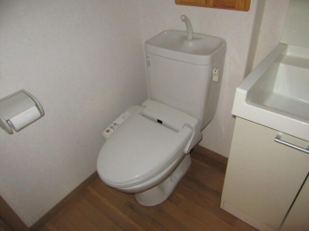西川ハイツの画像