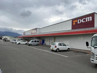ＤＣＭ砥部店まで982m