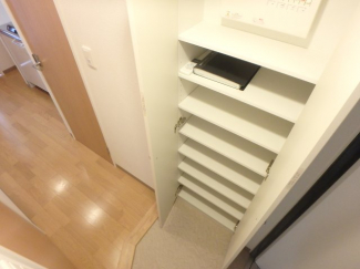 玄関収納のためのスペースです