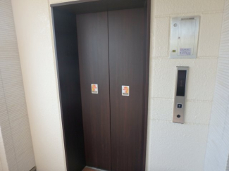 エレベーターです