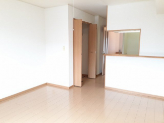こちらの居間で趣味の時間をお楽しみください
