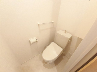 シンプルで使いやすいトイレです