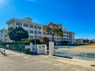 明石市立林小学校まで徒歩約６分