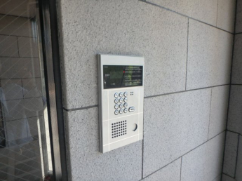 オートロックつきです