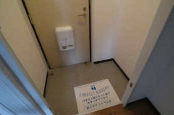【玄関】