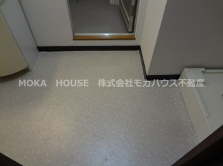 明るい洗面所です