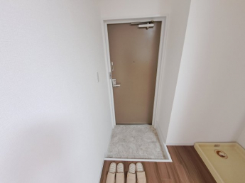 【玄関】
