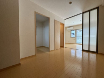 ゆったりとした居間です