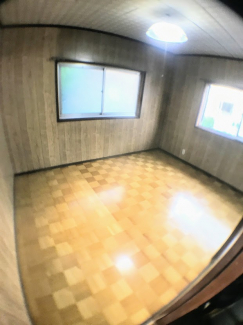 ベットを置いて寝室にいかがですか？
