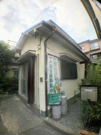 明るい南向きです。