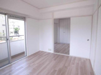 熊内山本ハイツの画像