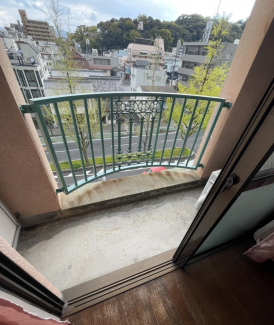 松山市平和通１丁目のマンションの画像