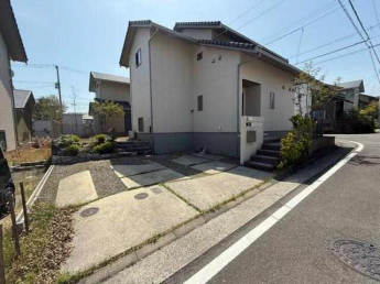 松山市南白水３丁目の中古一戸建ての画像