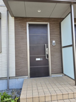 玄関はＷロックのディンプルキーでセキュリティーもばっちりです