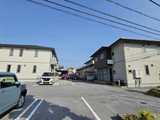 2棟が建つシャーメゾンです