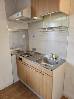 1口電気コンロ付きです