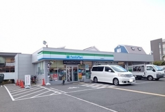 ファミリーマートまで350m