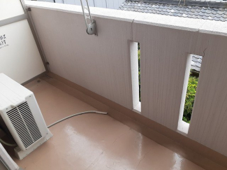【バルコニー】