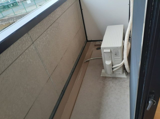 【バルコニー】