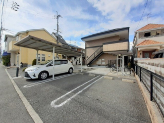 【駐車場】