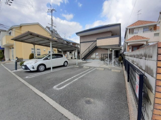 【駐車場】