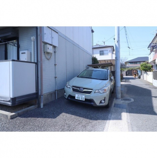 【駐車場】
