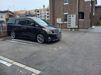 【駐車場】