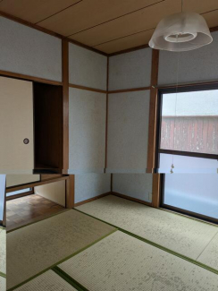 松山市高岡町の一戸建ての画像