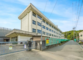 姫路市立香寺中学校まで1200m