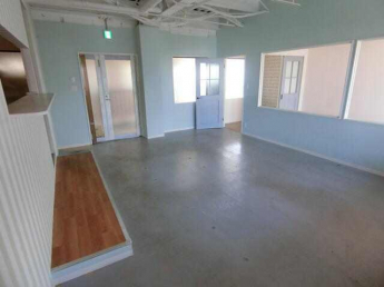 高砂市神爪１丁目の店舗一部の画像