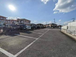 神戸市北区藤原台南町３丁目の駐車場の画像