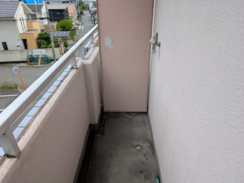 【バルコニー】