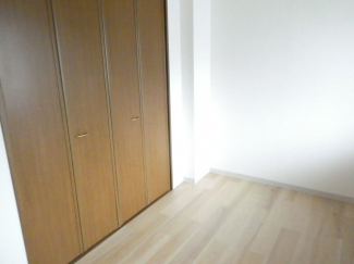 【寝室】