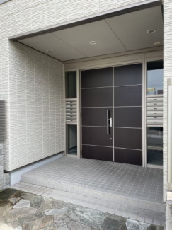 【玄関】