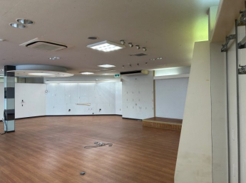 西二見店舗事務所の画像