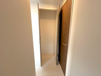 収納（3階廊下）