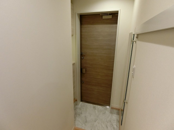 【玄関】