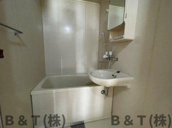ゆったり過ごせるお風呂です
