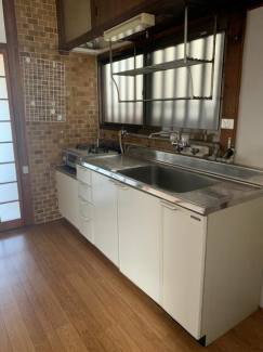 神戸市垂水区旭が丘３丁目の一戸建ての画像