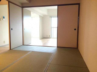 シュトラーセ泉の画像