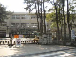 加古川市立浜の宮中学校まで1433m
