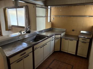 松山市束本２丁目の中古一戸建ての画像