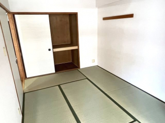 【寝室】