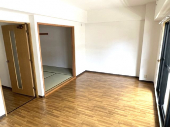 【居間・リビング】