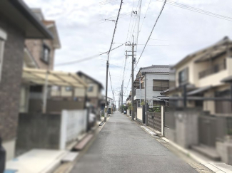 山陽電鉄「藤江」駅 徒歩４分。閑静な住宅地内です。