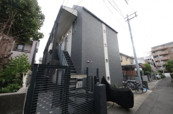 落ち着いたエントランスです
