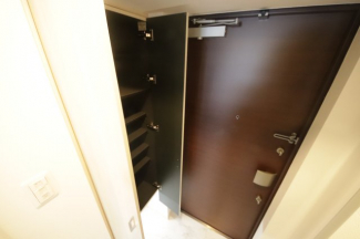 シンプルで使いやすい玄関です
