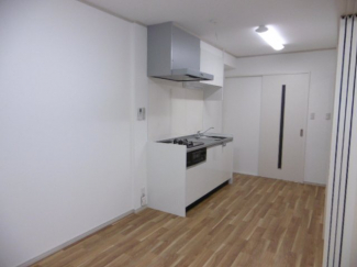 コンパクトなキッチンで掃除もラクラク